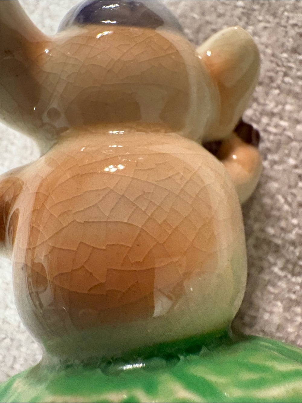 Set of Made in Japan Ceramic small pigs decor. - Picture 7 of 11